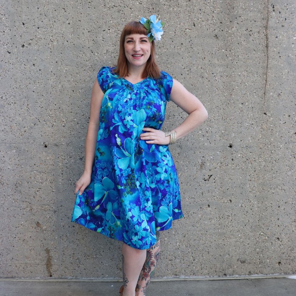 1970s hibiscus Hawaiian muu muu - Picture 3 of 7